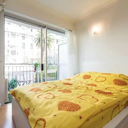 아파트 Quiet Studio With A Big Balcony 니스