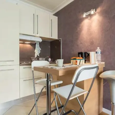Quiet Studio With A Big Balcony * Nice